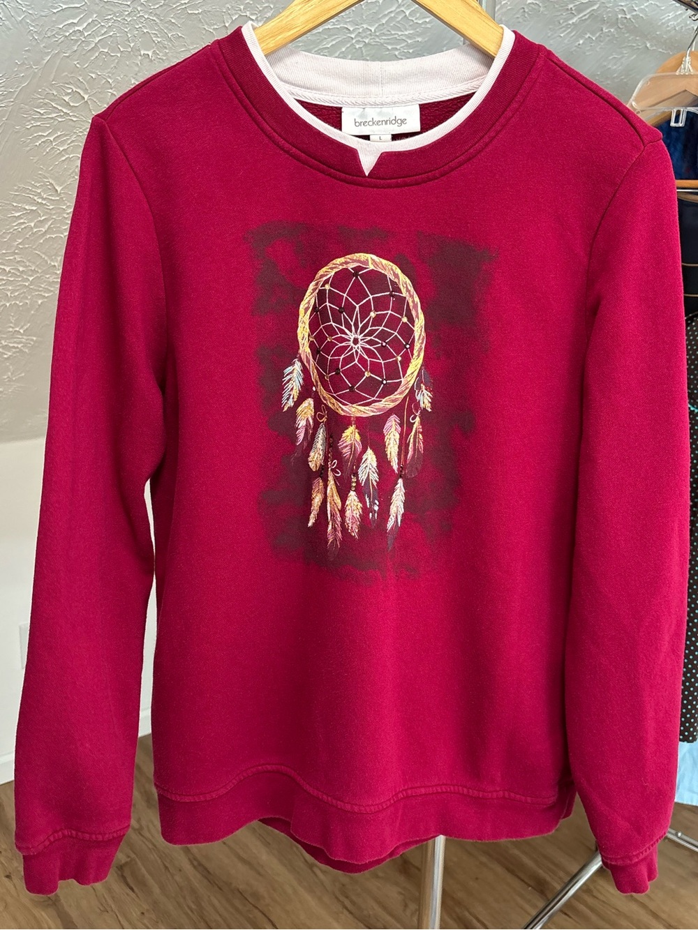 90s Breckenridge bedazzled dream catcher sweatshirt w notch crewneck collar, LG